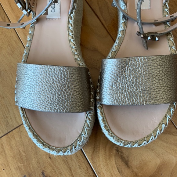 Valentino rockstud ankle strap espadrille sandal - Picture 2 of 12
